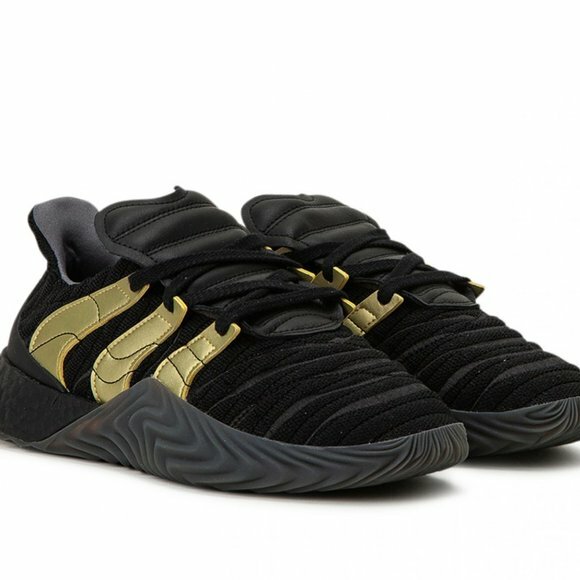 ADIDAS Sobakov Boost Black and Gold Sneakers: купить с доставкой из США,  цена 12 132 руб - (254654558556)